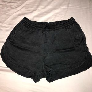 Women’s LuluLemon Shorts Size 4